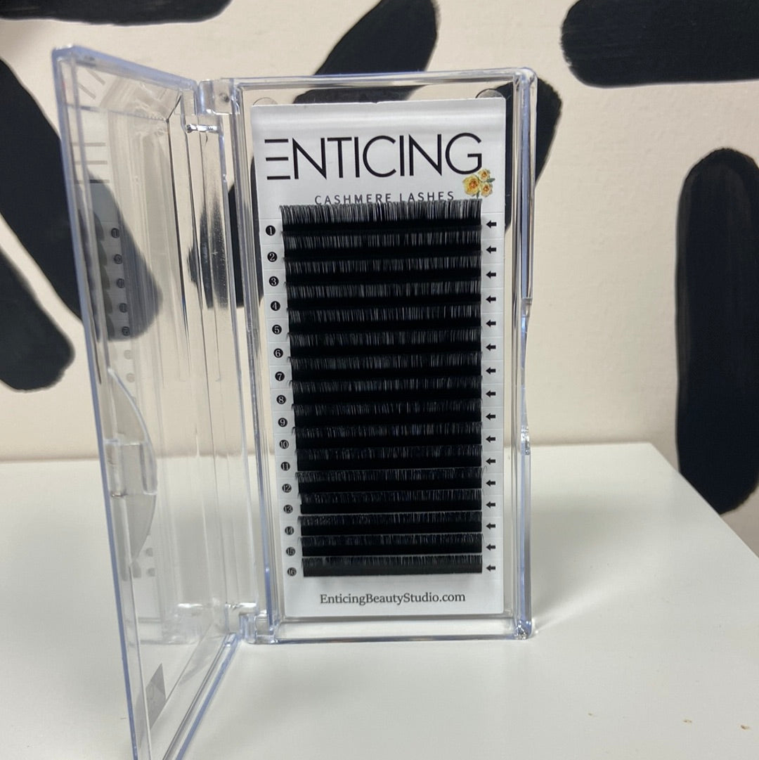 Volume Lash Extensions