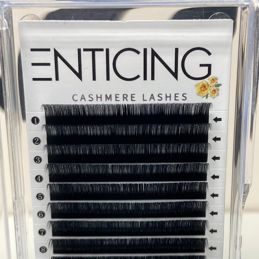 Volume Lash Extensions