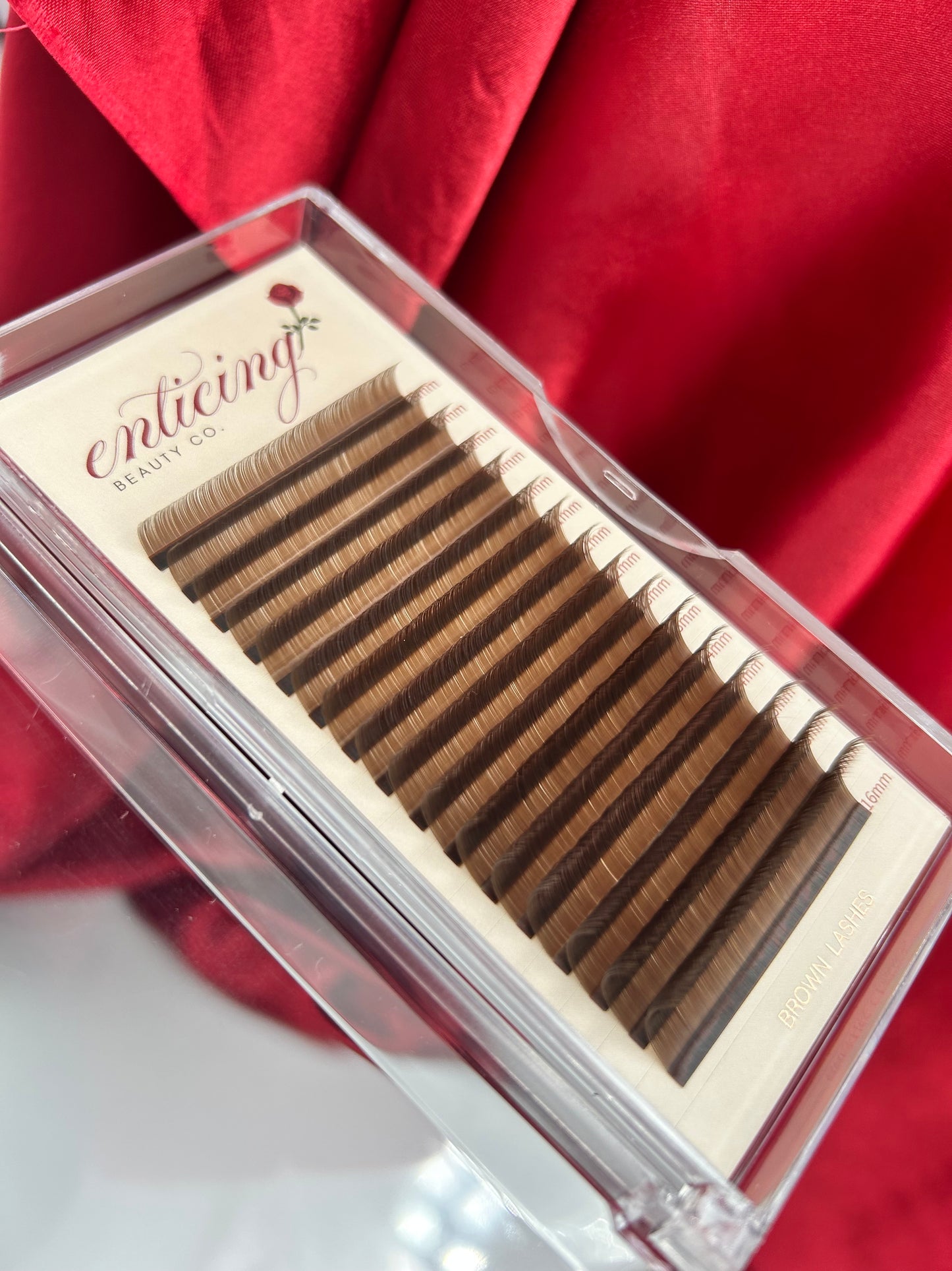 Brown Cashmere Mixed Tray Lash Extensions